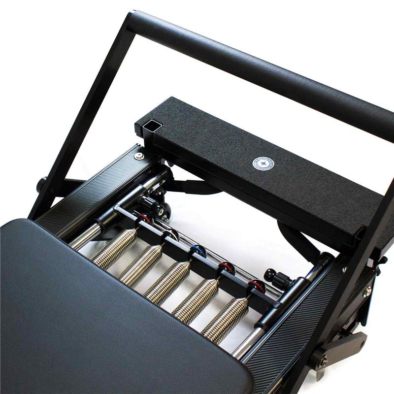 Ensemble Reformer Merrithew™ SPX® Max avec support vertical et barre dentée haute précision (noir de jais)